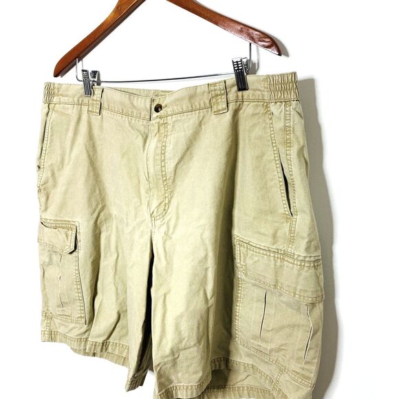 LL Bean Tropic Weight Cargo Shorts Mens Khaki Cotton Comfort Waist Outdoor Sz 42 - Picture 4 of 6